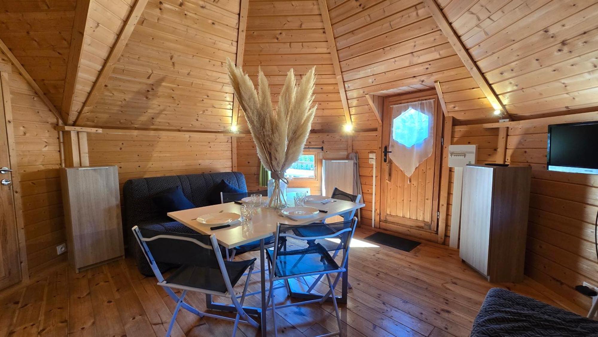 Camping Les Mancellieres Avrille  Bilik gambar