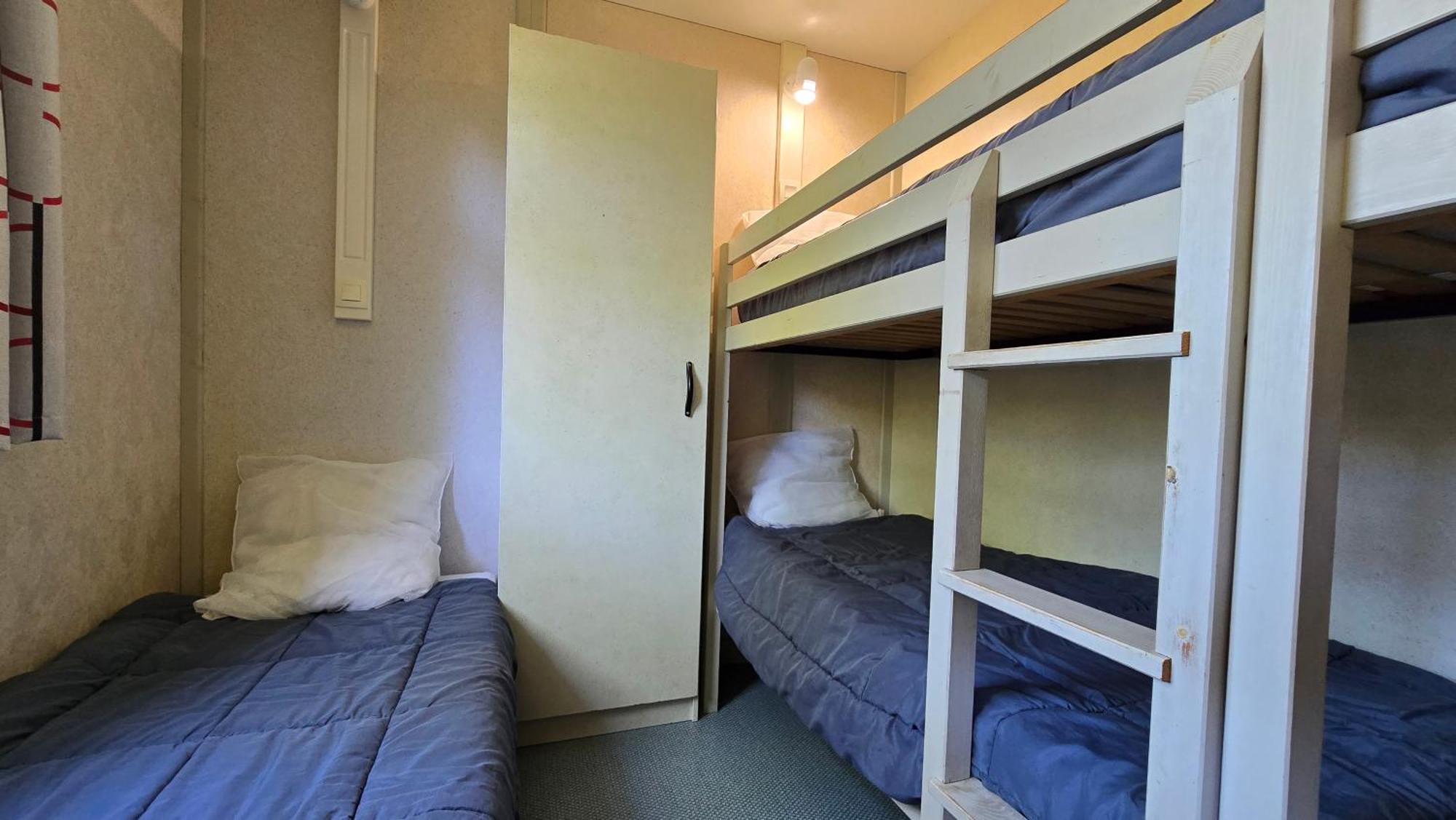 Camping Les Mancellieres Avrille  Bilik gambar